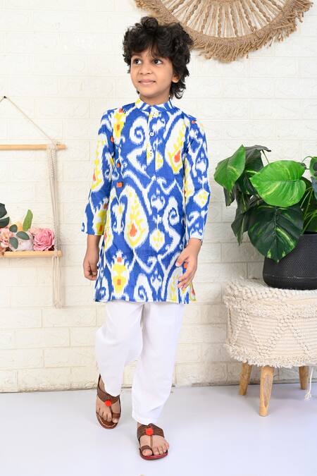 THE COTTON STAPLE Blue Cotton Topaz Ikat Paisley Print Kurta And Pant Set Online at Aza Fashions THE COTTON STAPLE_Blue Cotton Topaz Ikat Paisley Print Kurta And Pant Set _Online_at_Aza_Fashions