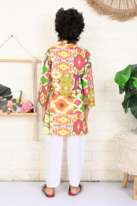 Shop THE COTTON STAPLE Multi Color Cotton Macron Ikat Print Kurta And Pant Set at Aza Fashions Shop_THE COTTON STAPLE_Multi Color Cotton Macron Ikat Print Kurta And Pant Set _at_Aza_Fashions