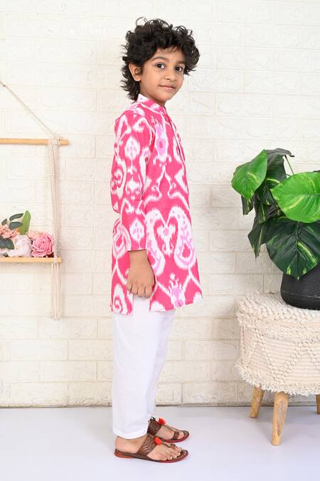 Shop THE COTTON STAPLE Pink Cotton Heart Ikat Print Kurta And Pant Set Online at Aza Fashions Shop_THE COTTON STAPLE_Pink Cotton Heart Ikat Print Kurta And Pant Set _Online_at_Aza_Fashions