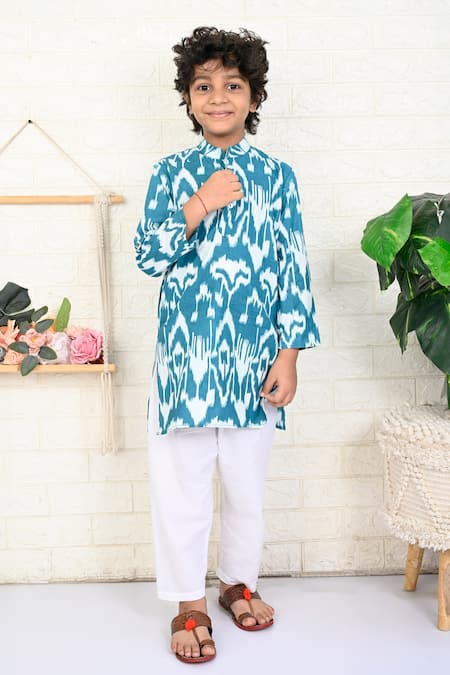 THE COTTON STAPLE Robin Ikat Print Band Collar Kurta & Pant Set 