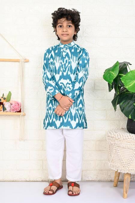 The Cotton Staple_Blue Cotton Robin Ikat Print Band Collar Kurta And Pant Set _Online_at_Aza_Fashions