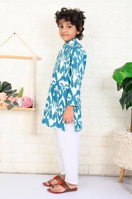Buy_The Cotton Staple_Blue Cotton Robin Ikat Print Band Collar Kurta And Pant Set _Online_at_Aza_Fashions