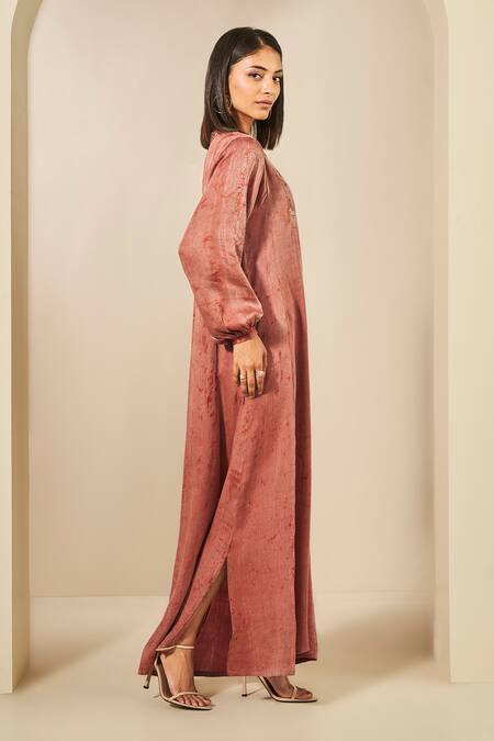 Grassroot By Anita Dongre Pink Viscose, Modal Embroidery Mandarin Collar Sahla Dabu Block Print Kaftan Online at Aza Fashions Grassroot By Anita Dongre_Pink Viscose, Modal Embroidery Mandarin Collar Sahla Dabu Block Print Kaftan_Online_at_Aza_Fashions