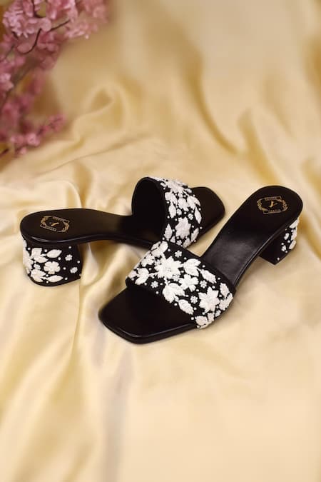 Yassio Kira Pearl Embellished Heels 