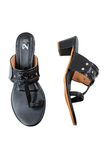 Buy_The Madras Trunk_Black Braided Kolhapuri Heels 