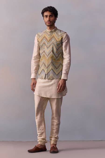 Kalista Sehej Kurta Set With Bundi 