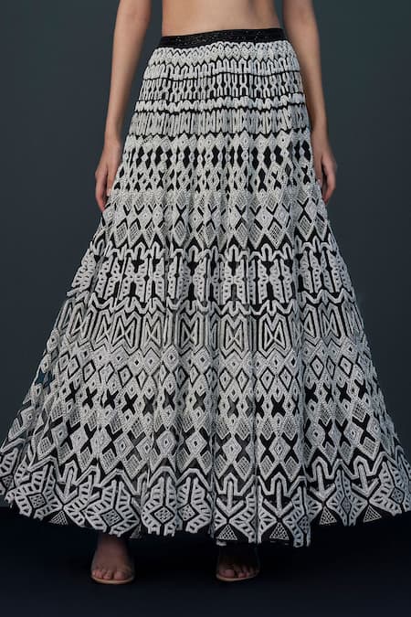 Ritika Mirchandani Black Crepe Embellished Akari Geometric Embroidered Monochrome Lehenga Set Online at Aza Fashions Ritika Mirchandani_Black Crepe Embellished Akari Geometric Embroidered Monochrome Lehenga Set _Online_at_Aza_Fashions