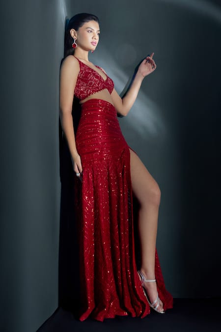 Shop Ritika Mirchandani Red Net, Crepe, Georgette Oracle Embellished Mermaid Slit Lehenga With Blouse at Aza Fashions Shop_Ritika Mirchandani_Red Net, Crepe, Georgette Oracle Embellished Mermaid Slit Lehenga With Blouse _at_Aza_Fashions