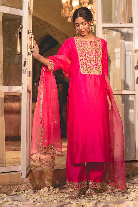 Surbhi Shah Zardozi Embroidered Kurta Set 