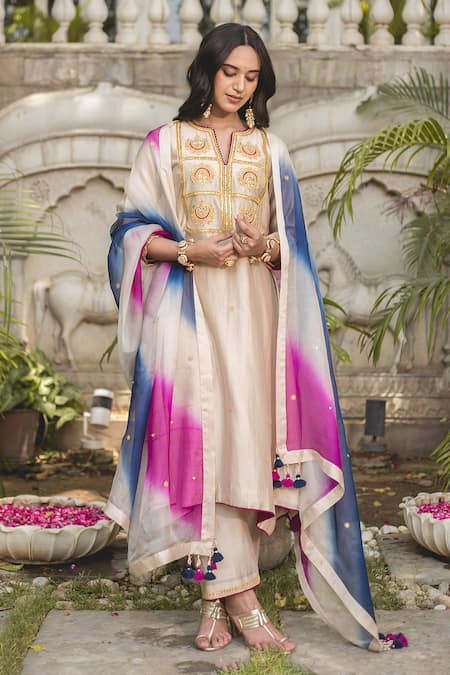 Surbhi Shah Banarasi Chanderi Embroidered Kurta & Pant Set 