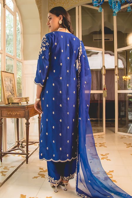 Surbhi Shah Pearl Embroidered Straight Kurta & Pant 