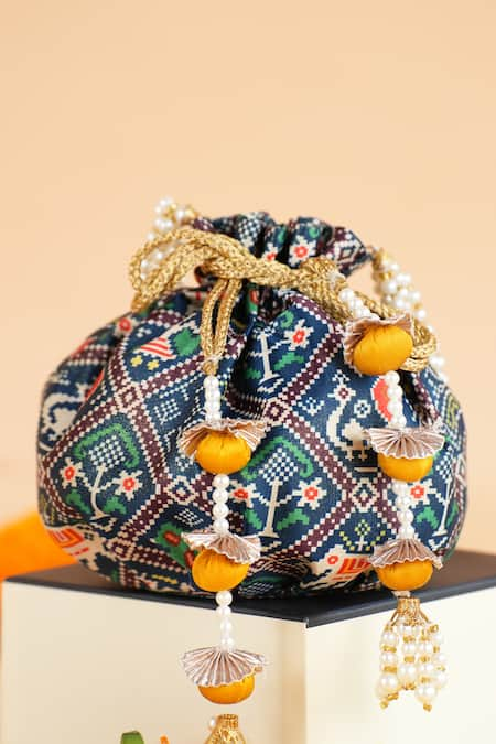 FEZA BAGS Patola Pattern Matka Potli Bag 