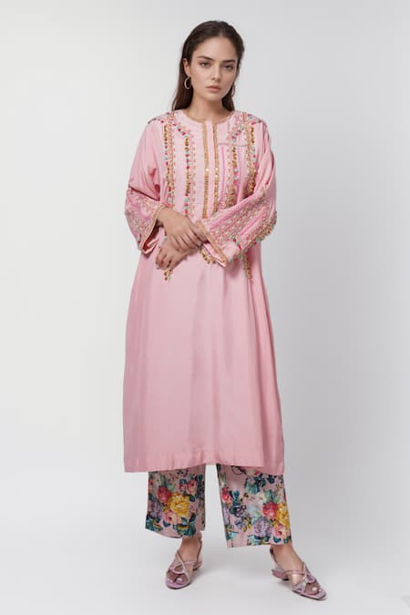 Debyani + Co Pink Printed Floral Round Embroidered Kurta And Pant Set 