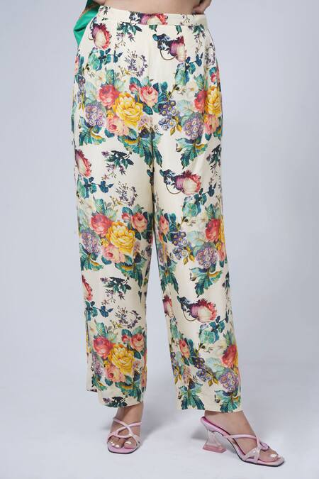 Debyani + CO Green Cotton, Chiffon Sequins, Embroidery Collared Floral Kurta Pant Set Online at Aza Fashions Debyani + CO_Green Cotton, Chiffon Sequins, Embroidery Collared Floral Kurta Pant Set _Online_at_Aza_Fashions