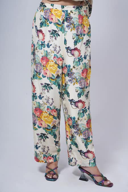 Debyani + CO Ivory Cotton Embroidery Split V-neck Floral Print And Kurta Set Online at Aza Fashions Debyani + CO_Ivory Cotton Embroidery Split V-neck Floral Print And Kurta Set _Online_at_Aza_Fashions