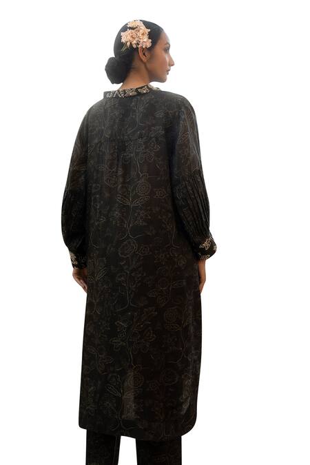 Shop_Paulmi And Harsh_Black Silk Embroidery Mandarin Collar Deer Ecstasy Print Kurta With Pant 