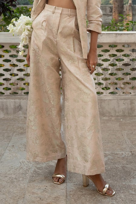 Paulmi And Harsh Ivory Jacquard Embroidery Collared French Bloom Woven Blazer Pant Set Online at Aza Fashions Paulmi And Harsh_Ivory Jacquard Embroidery Collared French Bloom Woven Blazer Pant Set _Online_at_Aza_Fashions