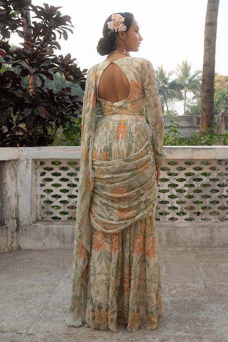 Paulmi And Harsh Carnation Flora Print Embellished Pre Draped Saree With Blouse 