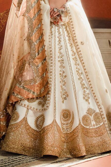 Masaba Ivory , Tissue, Organza Nan Khati Embroidered Bridal Lehenga Set Online at Aza Fashions Masaba_Ivory , Tissue, Organza Nan Khati Embroidered Bridal Lehenga Set _Online_at_Aza_Fashions