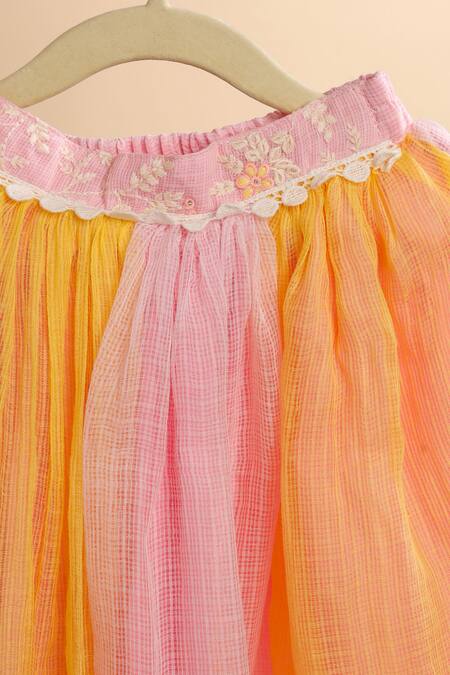 Casa Ninos_Pink Kota Doria, Cotton Embroidery, Lace Floral Blouse With Lehenga _Online_at_Aza_Fashions