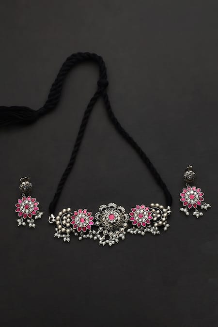 Mero Jewellery Pink Kundan Floral Motif Choker Set 