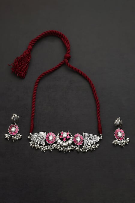 Mero Jewellery Pink Kundan Flower Carved Choker Set 