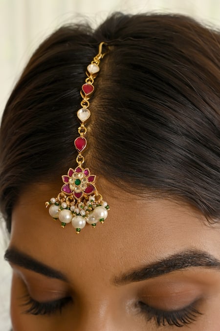 Buy_Namasya_Pink Beads, Diamonds Floral Carved Necklace Set _Online_at_Aza_Fashions