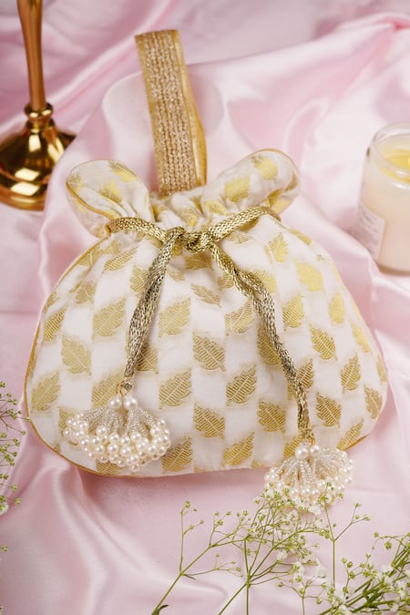 Swabhimann Chanderi Foliage Woven Potli 