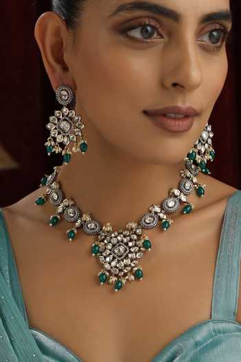 Buy_Swabhimann_Green Stones, Beads, Zari Floral Polki Studded Necklace Set _Online_at_Aza_Fashions