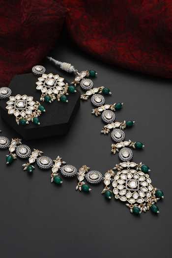 Shop_Swabhimann_Green Stones, Beads, Zari Floral Polki Studded Necklace Set _Online_at_Aza_Fashions
