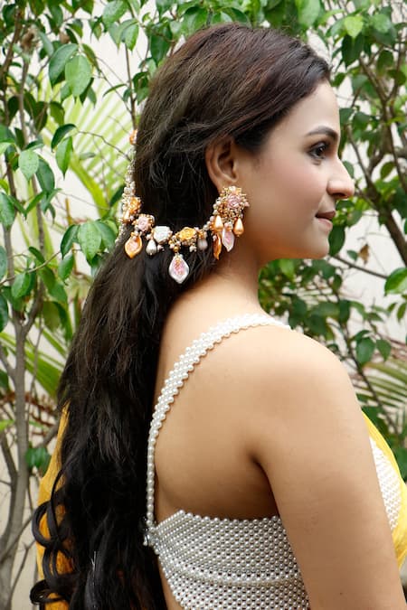 Vaidaan Nivasini Ear Chain 