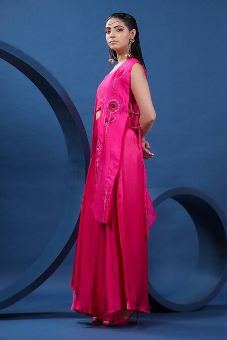 Coeur Pink Silk, Organza Embroidery Round Neck Lagom Hand Cape With Skirt Set Online at Aza Fashions Coeur_Pink Silk, Organza Embroidery Round Neck Lagom Hand Cape With Skirt Set _Online_at_Aza_Fashions
