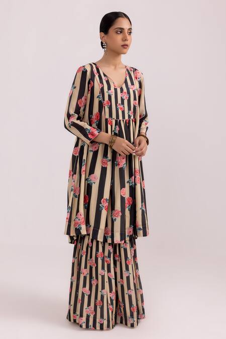 Label Shreya Sharma_Black Cotton, Silk Embroidery V-neck Rose Stripe Pattern Kurta With Sharara _at_Aza_Fashions