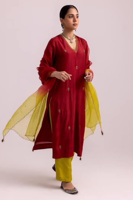 Buy_Label Shreya Sharma_Red Cotton, Silk, Organza Sequins V-neck Flower Embroidered Kurta Pant Set _Online_at_Aza_Fashions