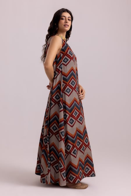 Label Shreya Sharma Beige Crepe, Cotton One Shoulder Knit Patterned Dress at Aza Fashions Label Shreya Sharma_Beige Crepe, Cotton One Shoulder Knit Patterned Dress _at_Aza_Fashions