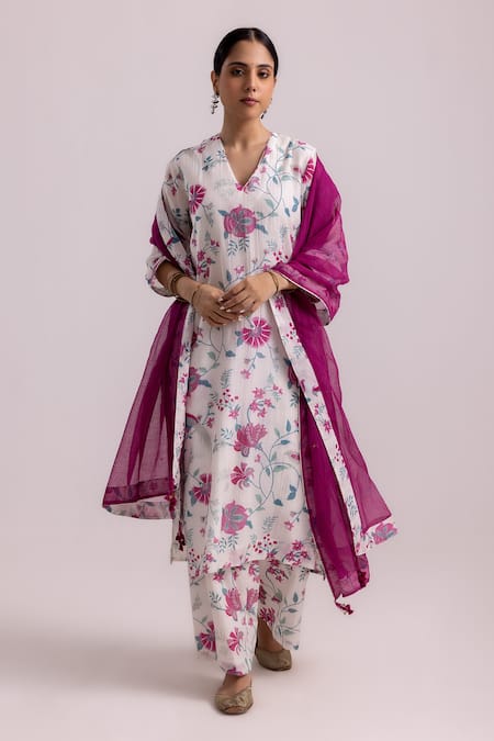 Label Shreya Sharma White Kurta And Pant Chanderi Printed Floral Vine V-neck Set 