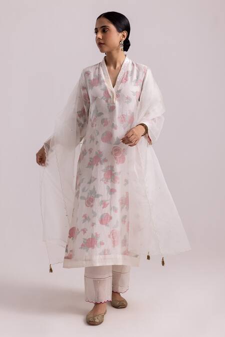 Shop_Label Shreya Sharma_White Chanderi, Kota Doria Sequins V-neck Anar Print Underside Kurta Pant Set _Online_at_Aza_Fashions
