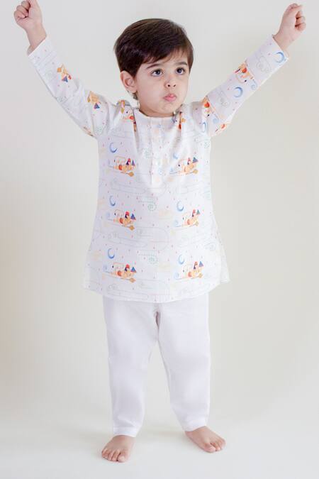 Tiber Taber Woven Hanuman Print Kurta Set 