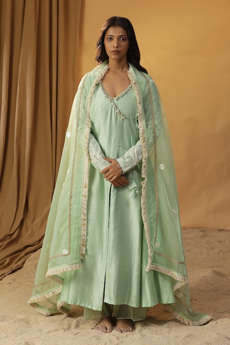 arpita sulakshana Green Chanderi Embroidery Lace V-neck Shells Angarkha And Pant Set 