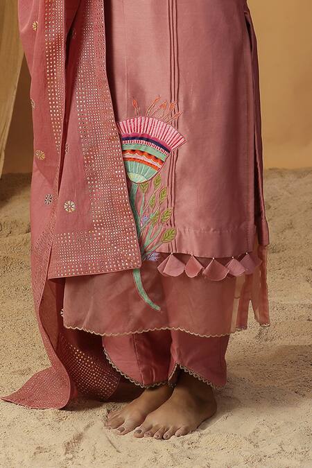 Buy Arpita Sulakshana Pink Chanderi Stones, Beads, Bell Flower Hand Painted Kurta And Pant Set Buy_Arpita Sulakshana_Pink Chanderi Stones, Beads, Bell Flower Hand Painted Kurta And Pant Set