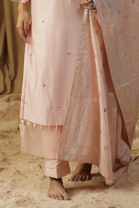 Buy Arpita Sulakshana Pink Chanderi Beads, Stones, Patchwork, Palm Tree Yoke Kurta And Pant Set Online at Aza Fashions Buy_Arpita Sulakshana_Pink Chanderi Beads, Stones, Patchwork, Palm Tree Yoke Kurta And Pant Set _Online_at_Aza_Fashions