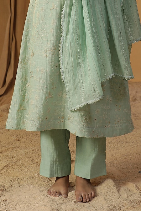 Buy Arpita Sulakshana Green Chanderi Lace, Embroidery Round Neck Resham Kurta And Pant Set Online at Aza Fashions Buy_Arpita Sulakshana_Green Chanderi Lace, Embroidery Round Neck Resham Kurta And Pant Set _Online_at_Aza_Fashions