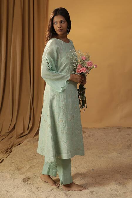 Buy_Arpita Sulakshana_Green Chanderi Lace, Embroidery Round Neck Resham Kurta And Pant Set 