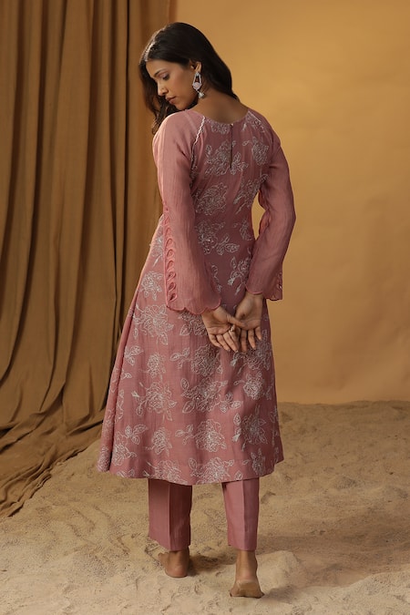Shop Arpita Sulakshana Pink Chanderi Embroidery, Lace Round Neck Resham Kurta And Pant Set at Aza Fashions Shop_Arpita Sulakshana_Pink Chanderi Embroidery, Lace Round Neck Resham Kurta And Pant Set _at_Aza_Fashions