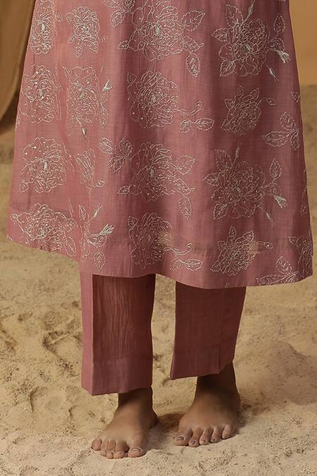 Arpita Sulakshana Pink Chanderi Embroidery, Lace Round Neck Resham Kurta And Pant Set at Aza Fashions Arpita Sulakshana_Pink Chanderi Embroidery, Lace Round Neck Resham Kurta And Pant Set _at_Aza_Fashions