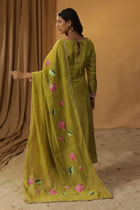 Shop Arpita Sulakshana Green Chanderi Cut Work, Embroidery Round Neck Garden A-line Kurta And Pant Set at Aza Fashions Shop_Arpita Sulakshana_Green Chanderi Cut Work, Embroidery Round Neck Garden A-line Kurta And Pant Set _at_Aza_Fashions