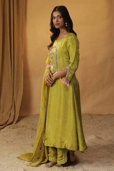 Arpita Sulakshana Green Chanderi Cut Work, Embroidery Round Neck Garden A-line Kurta And Pant Set at Aza Fashions Arpita Sulakshana_Green Chanderi Cut Work, Embroidery Round Neck Garden A-line Kurta And Pant Set _at_Aza_Fashions