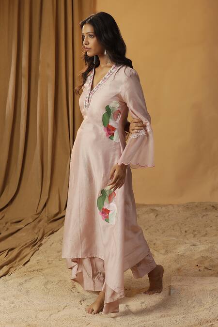 Buy_Arpita Sulakshana_Pink Chanderi Pearls, Cut Work V-neck Cutdana Embroidered A-line Kurta With Pant _Online_at_Aza_Fashions