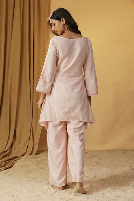 Shop Arpita Sulakshana Pink Chanderi Embroidery, Cut Work Round Neck Pearl Asymmetric Kurta With Pant at Aza Fashions Shop_Arpita Sulakshana_Pink Chanderi Embroidery, Cut Work Round Neck Pearl Asymmetric Kurta With Pant _at_Aza_Fashions