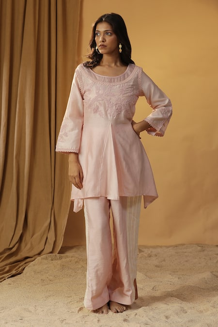 Buy Arpita Sulakshana Pink Chanderi Embroidery, Cut Work Round Neck Pearl Asymmetric Kurta With Pant Online at Aza Fashions Buy_Arpita Sulakshana_Pink Chanderi Embroidery, Cut Work Round Neck Pearl Asymmetric Kurta With Pant _Online_at_Aza_Fashions